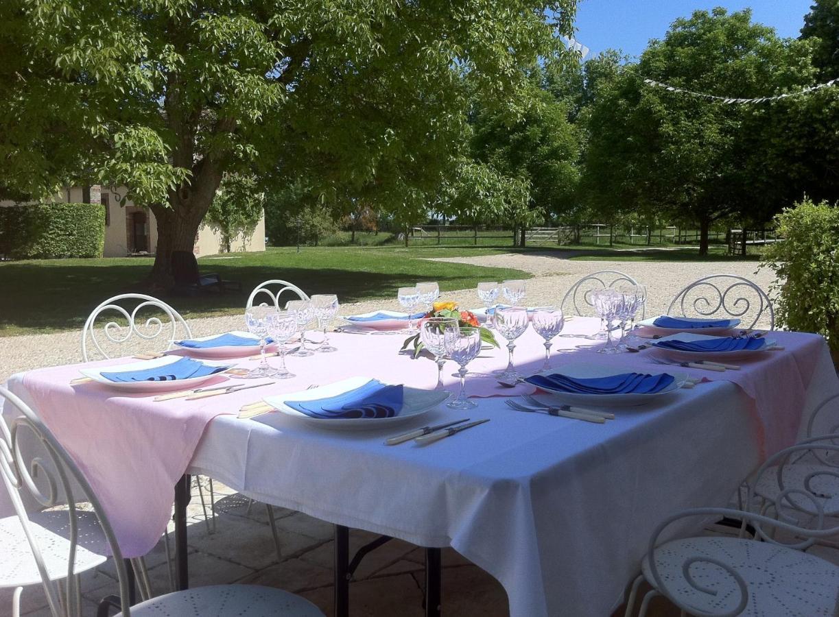 Le Domaine De Toussacq Bed & Breakfast Villenauxe-la-Petite ภายนอก รูปภาพ